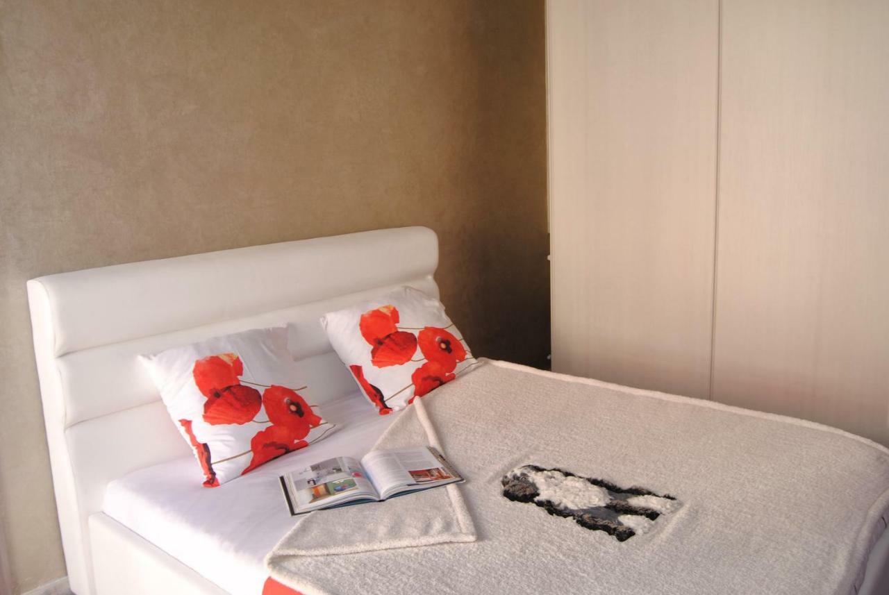Bed and Breakfast Il Cortile Bra Exterior foto